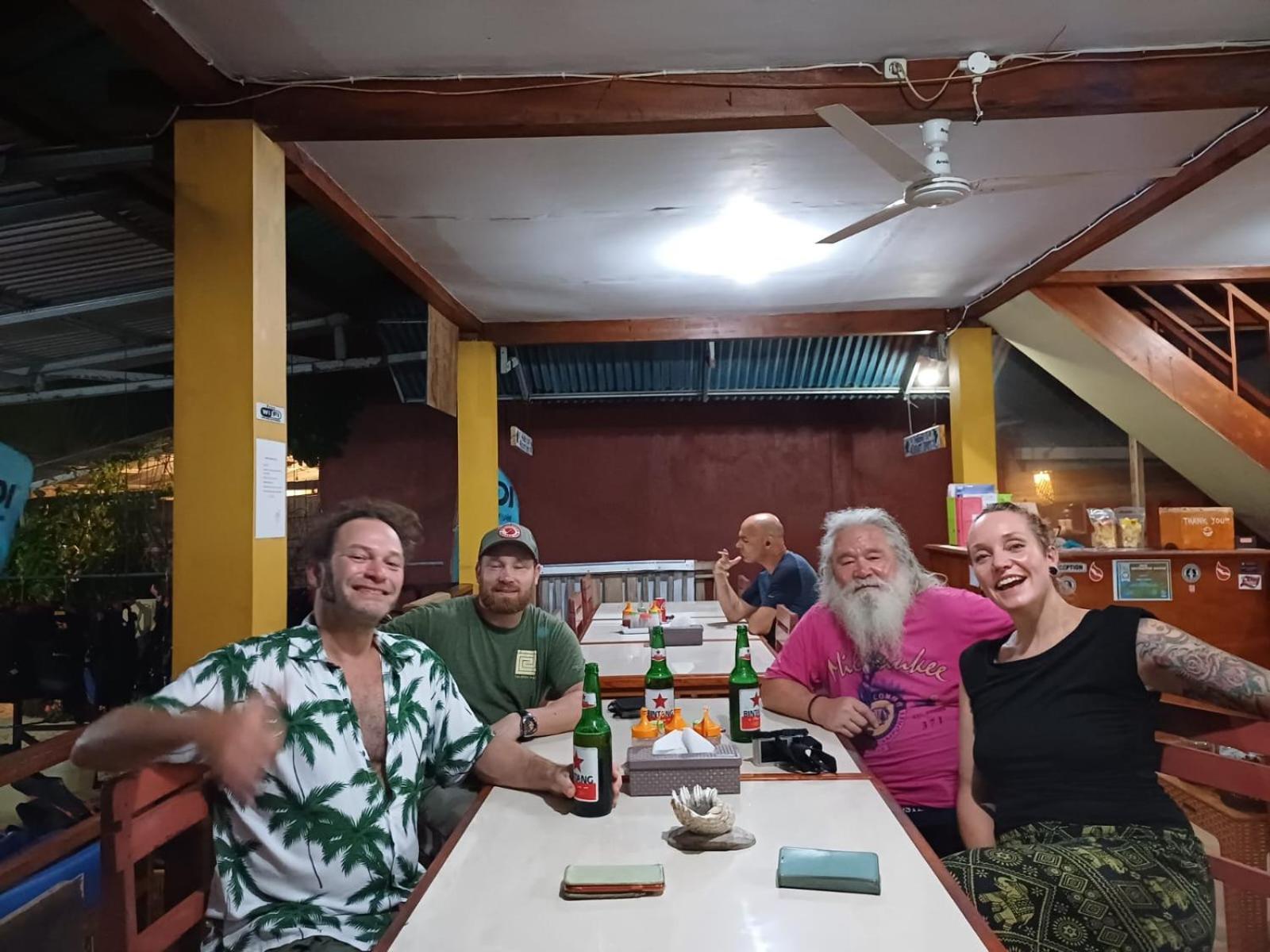 4 Sisters Divers Bunaken Luaran gambar
