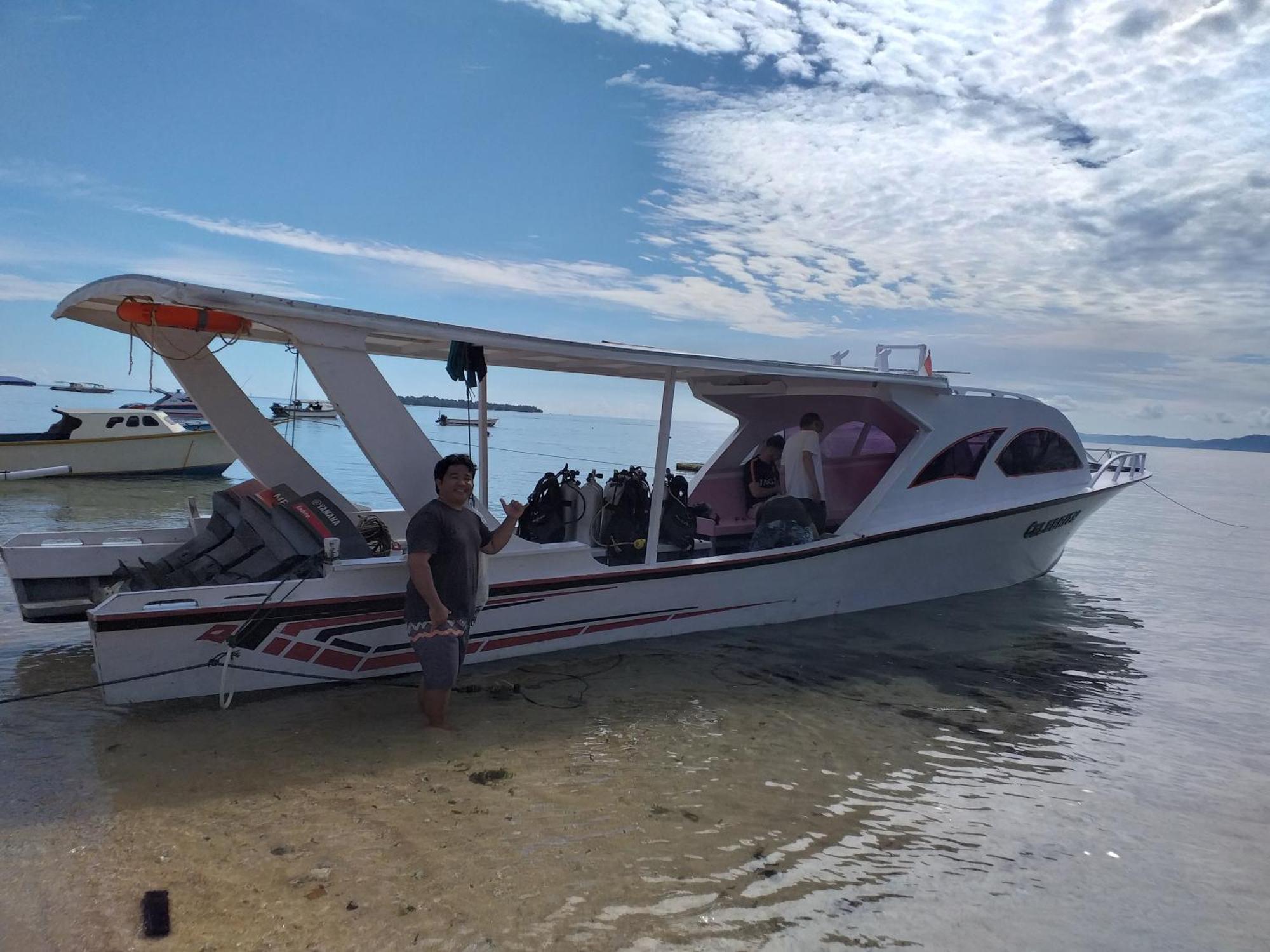 4 Sisters Divers Bunaken Luaran gambar