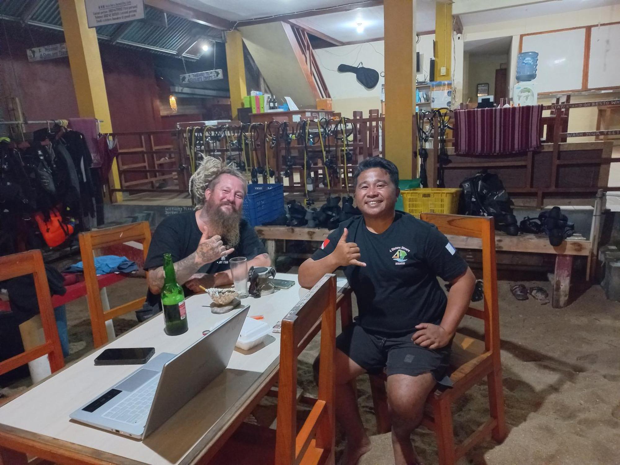4 Sisters Divers Bunaken Luaran gambar