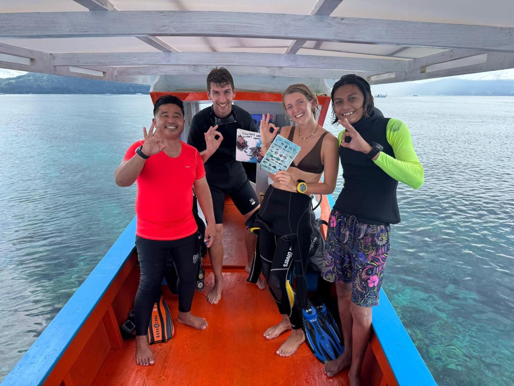4 Sisters Divers Bunaken Luaran gambar